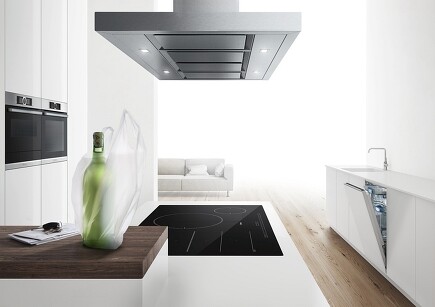 Die Steuerung der Dunstabzugshauben ist über Smartphone oder Tablet als auch direkt über das Kochfeld möglich. Die Steuerung der Dunstabzugshauben ist über Smartphone oder Tablet als auch direkt über das Kochfeld möglich.